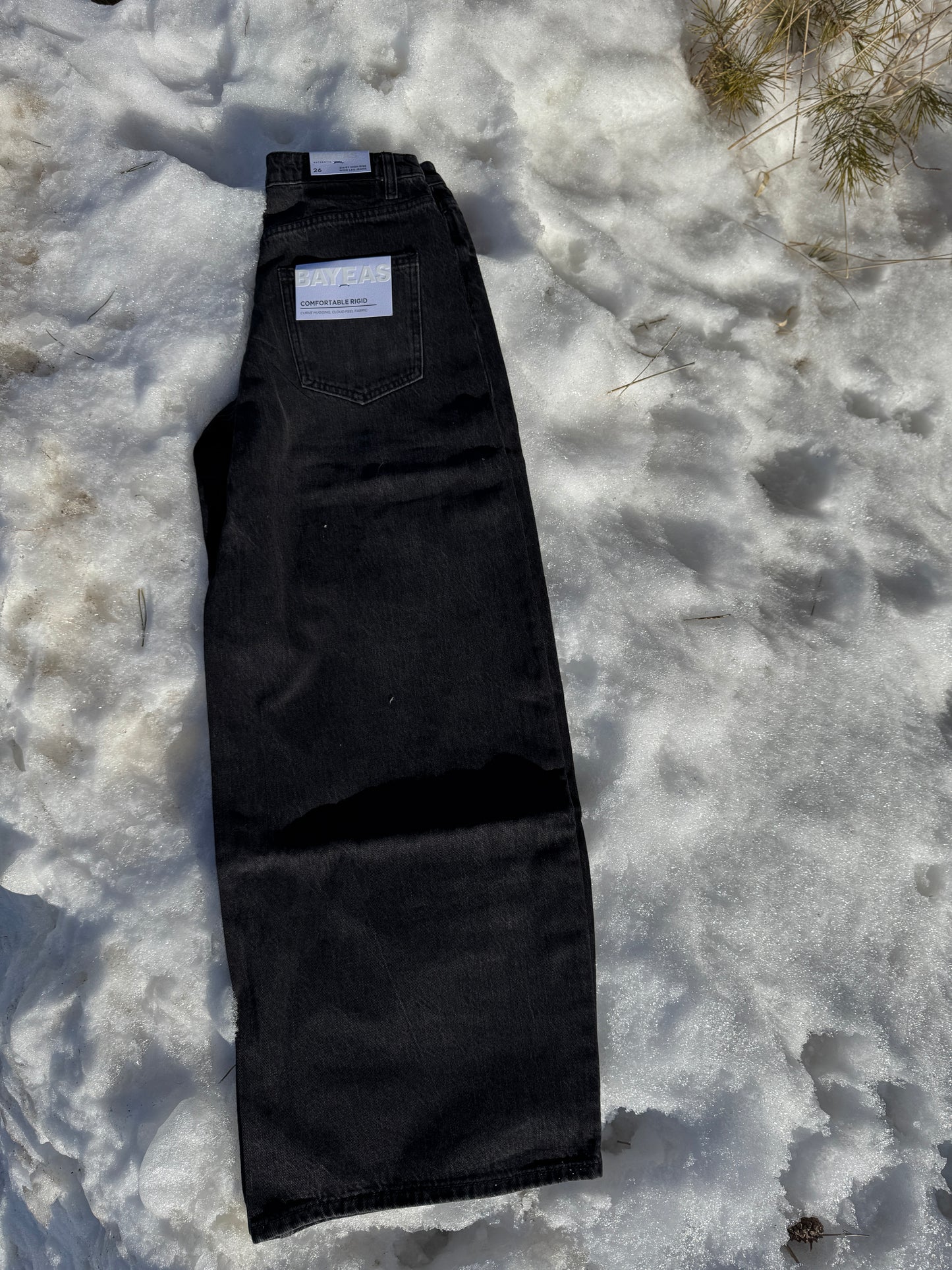 Daisy High rise Wide leg jean - Black